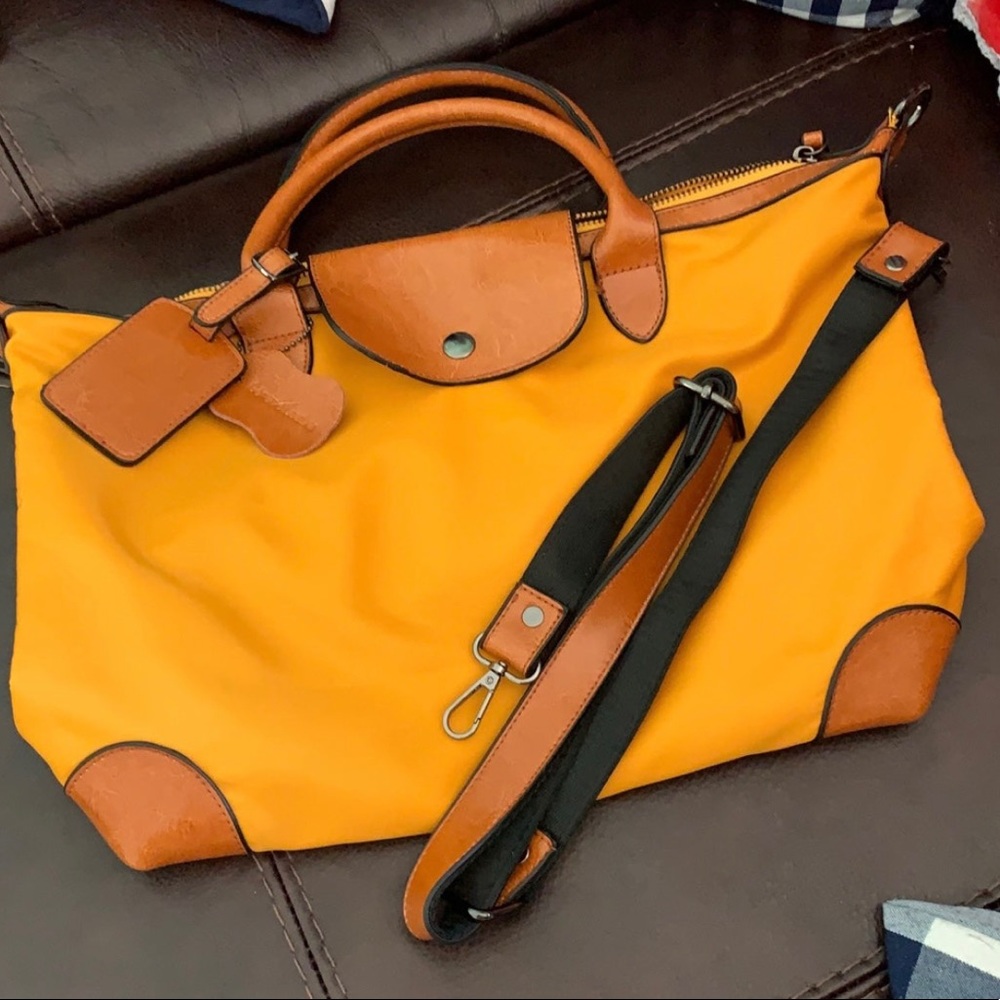Handbag purse shoulder tote